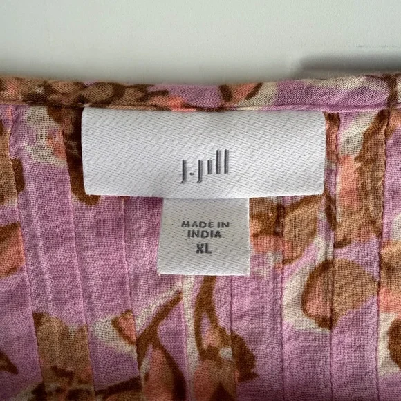 Jjill Floral Pink and Brown Women's Top - Picture 3 of 4